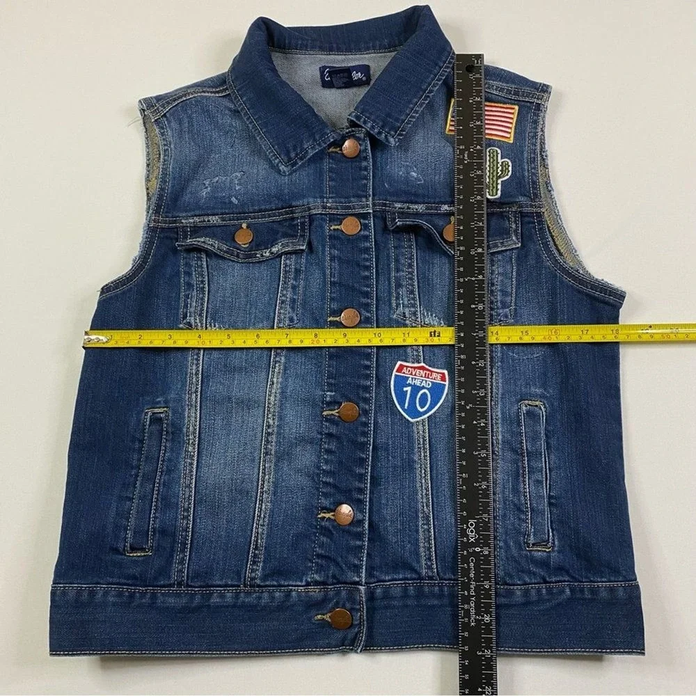 Wrangler Denim Vest Girl's XL Jean Jacket Biker‎ Western Cowgirl USA Patches